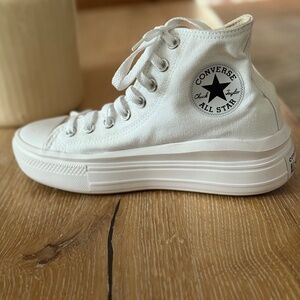 Women’s All Star Converse Chuck Taylor Move High-Top Platform Sneaker